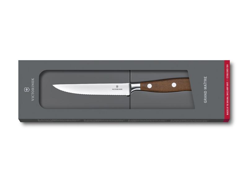 Couteau steack forgé Victorinox Grand Maître, lame crantée 12 cm - manche érable modifié