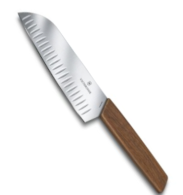 Santoku Victorinox Swiss Modern lame alvéolée 17 cm - manche noyer