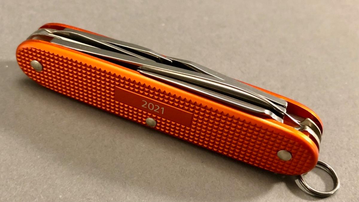 Victorinox Pionner X Alox Édition Limited 2021 Orange Tigre.