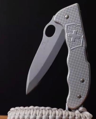 Couteau Victorinox Hunter Pro M Alox